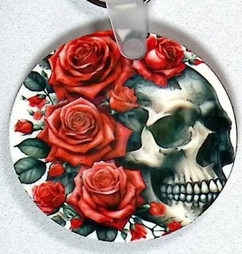 Red Roses Skull Round Key Chain